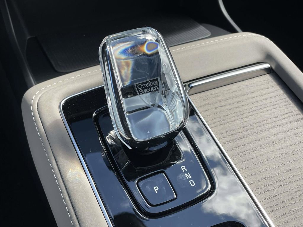 New 2026 Volvo XC90 T8 Ultra w/ Protection Package Premier image 21