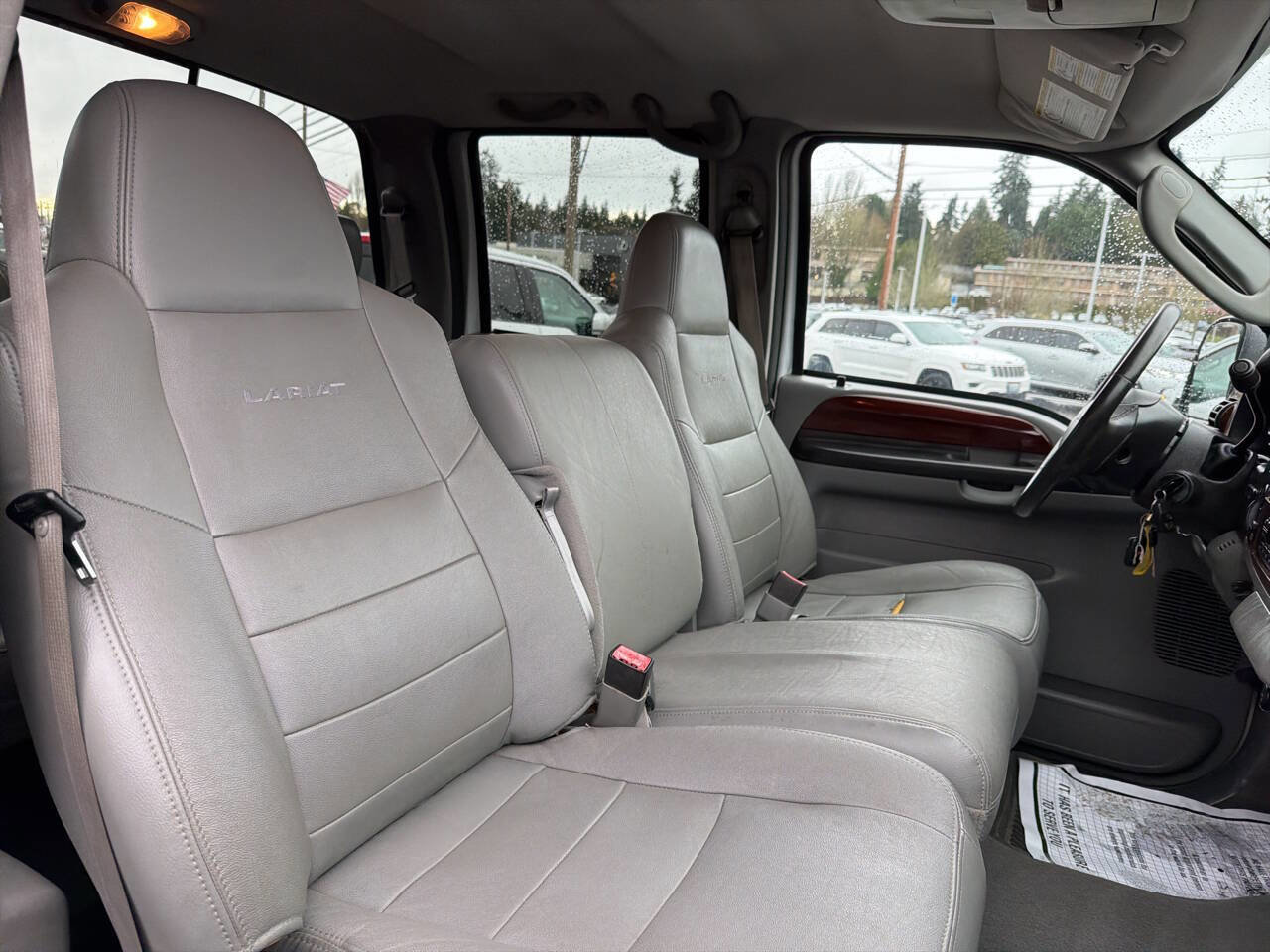 Used 2007 Ford F350 Lariat AWD/4WD image 16