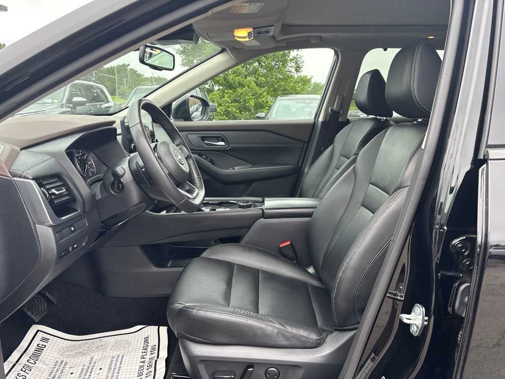 Certified 2023 Nissan Rogue SL w/ SL Premium Package AWD/4WD image 21