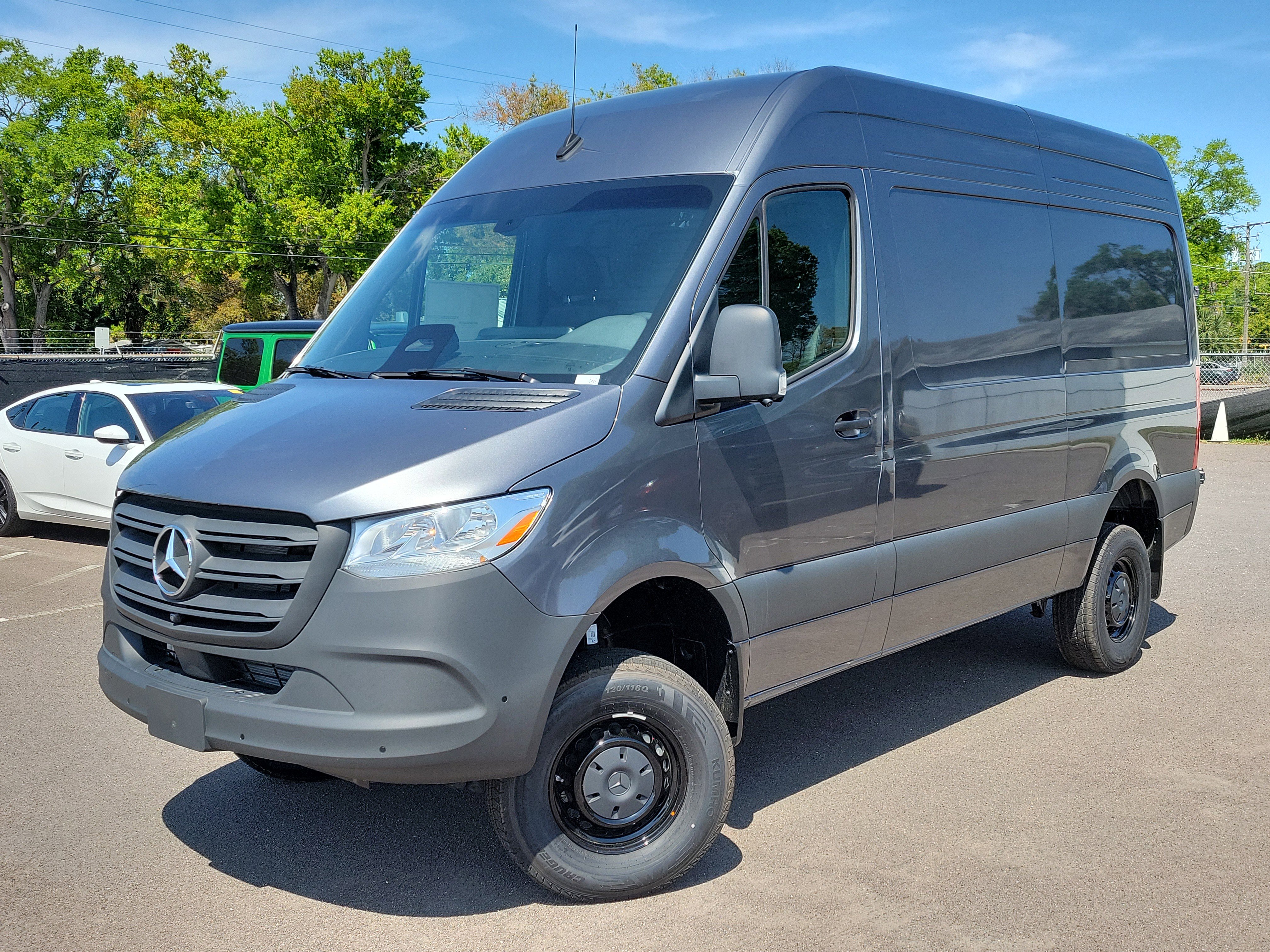 New 2025 Mercedes-Benz Sprinter 2500