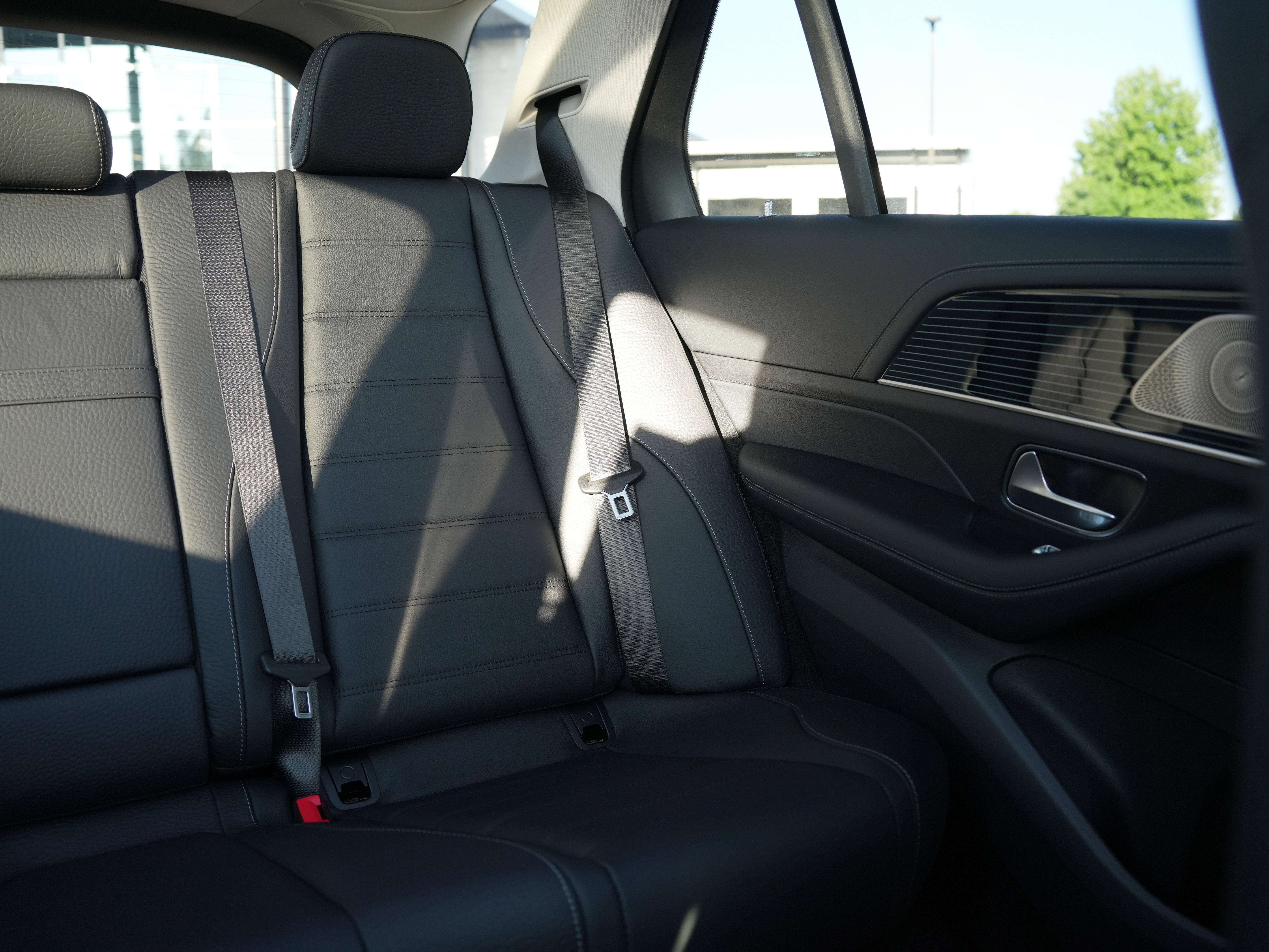 New 2026 Mercedes-Benz GLE 580 4MATIC image 36