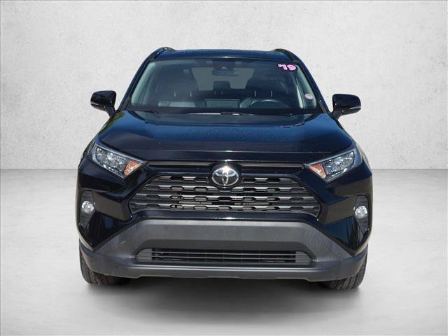 Used 2019 Toyota RAV4 XLE Premium FWD image 2