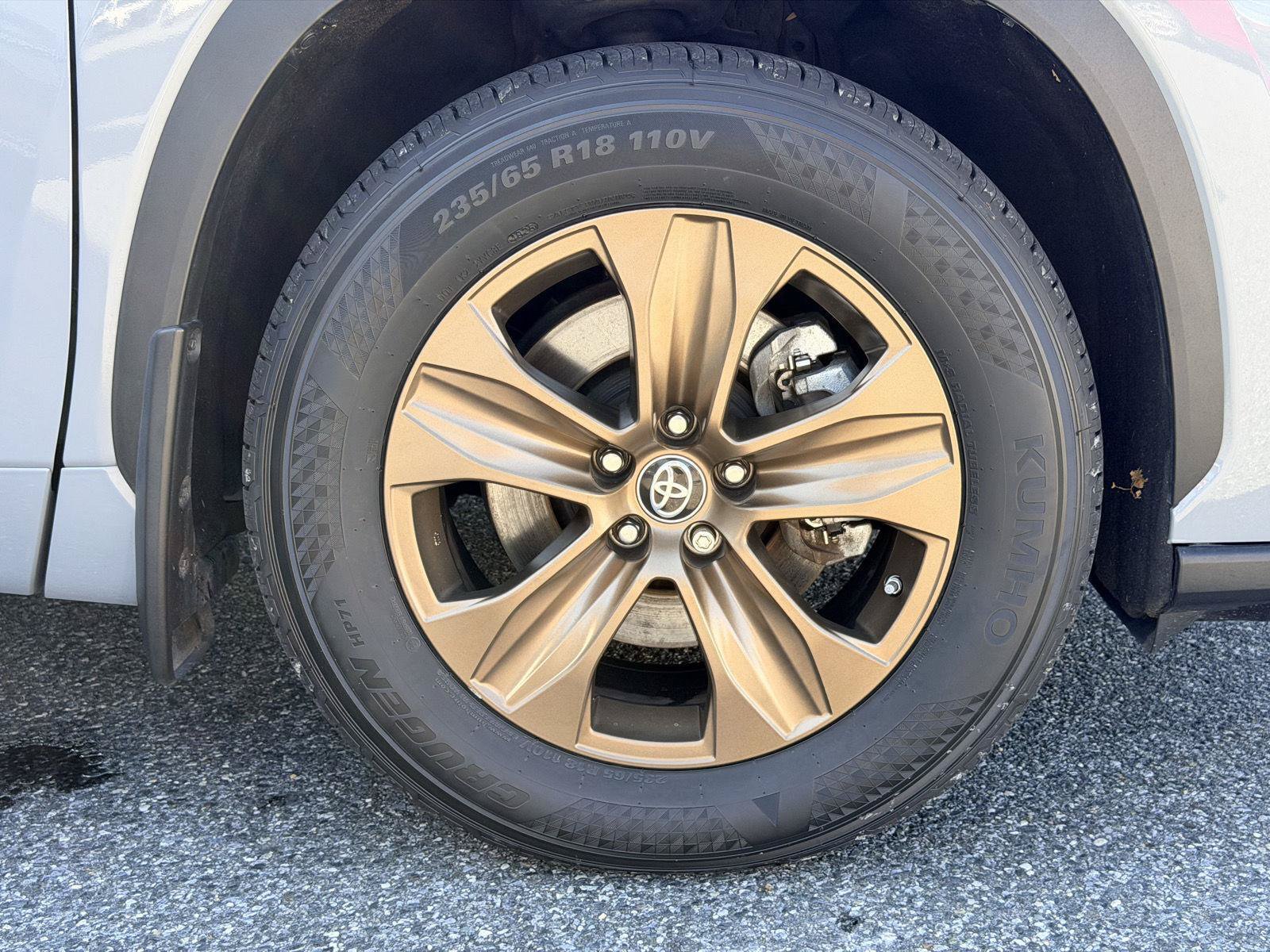 Used 2022 Toyota Highlander Bronze Edition AWD/4WD image 25