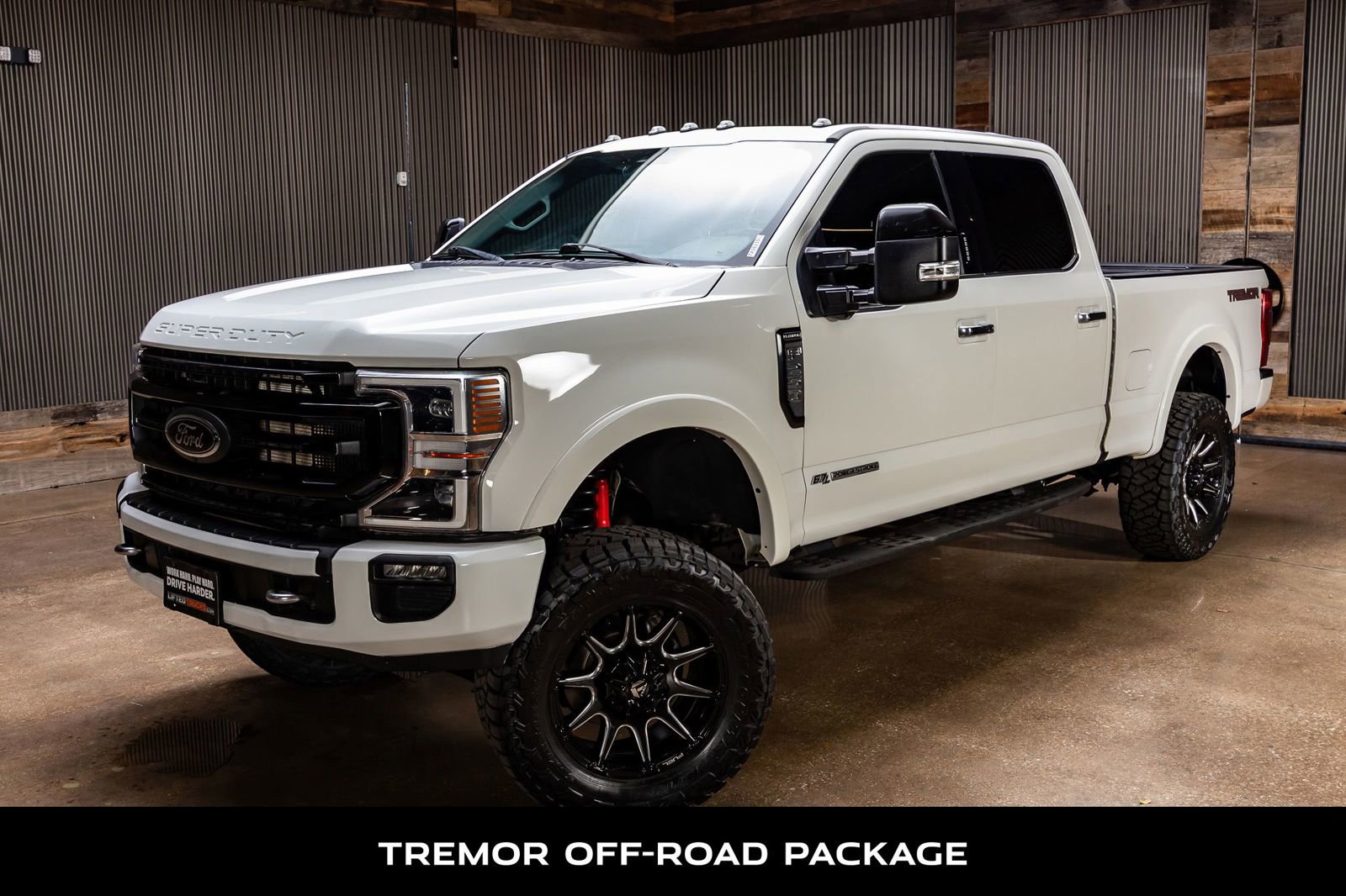Used 2022 Ford F250 Platinum w/ Tremor Off-Road Package AWD/4WD image 5