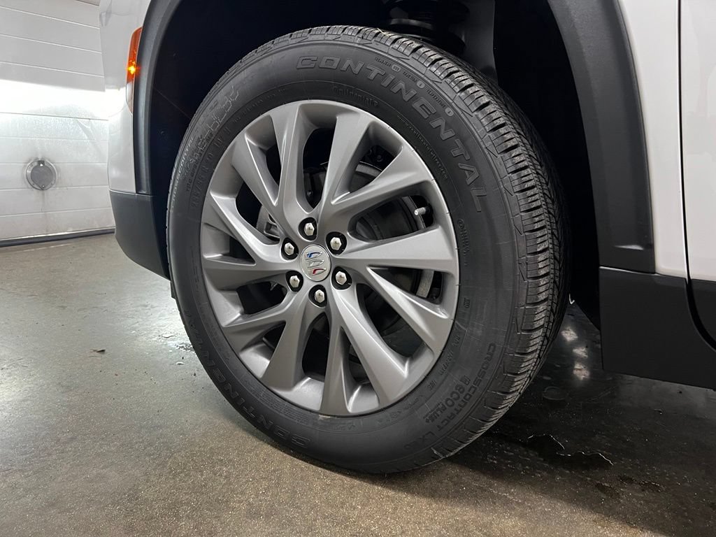New 2026 Buick Enclave Preferred w/ LPO, Floor Liner Package AWD/4WD image 10