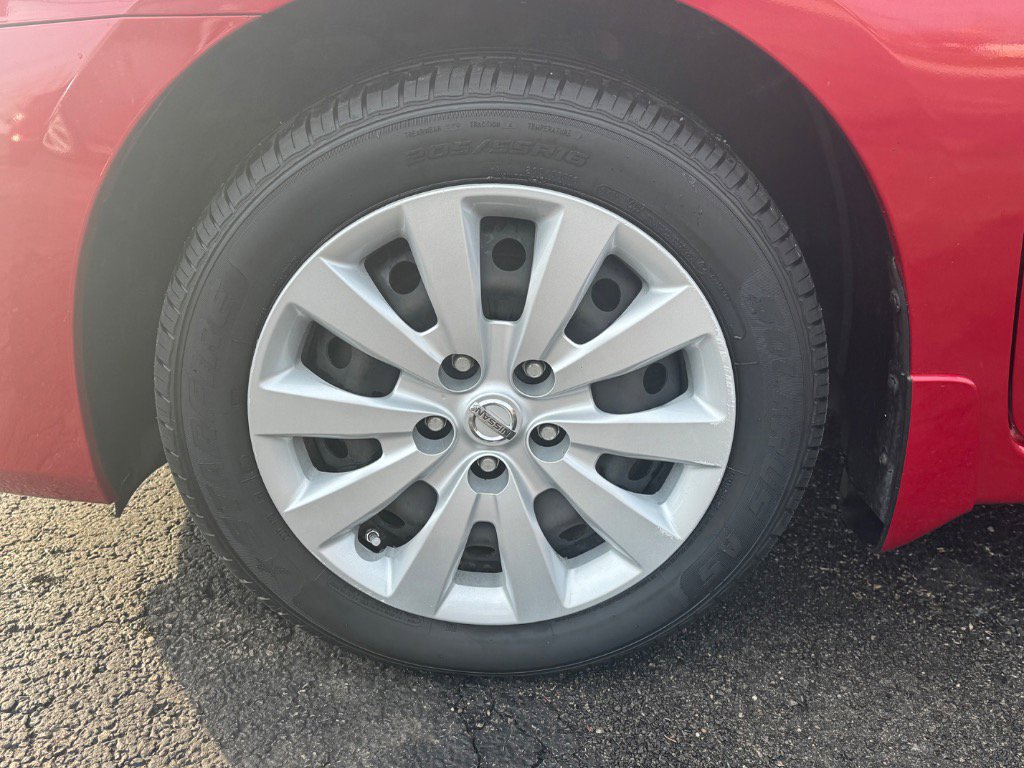 Used 2013 Nissan Sentra SV image 10