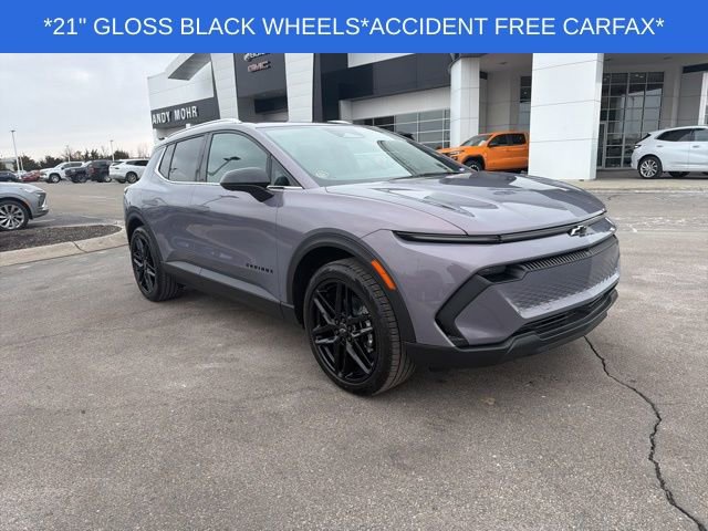 Used 2026 Chevrolet Equinox EV LT w/ LPO, Blackout Package image 2