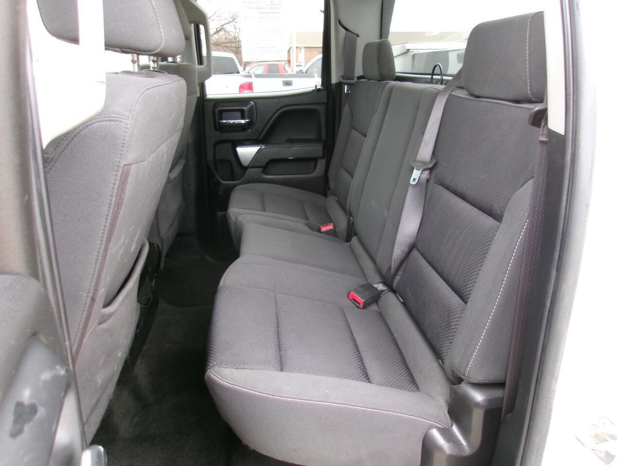 Used 2017 Chevrolet Silverado 3500 LT image 16