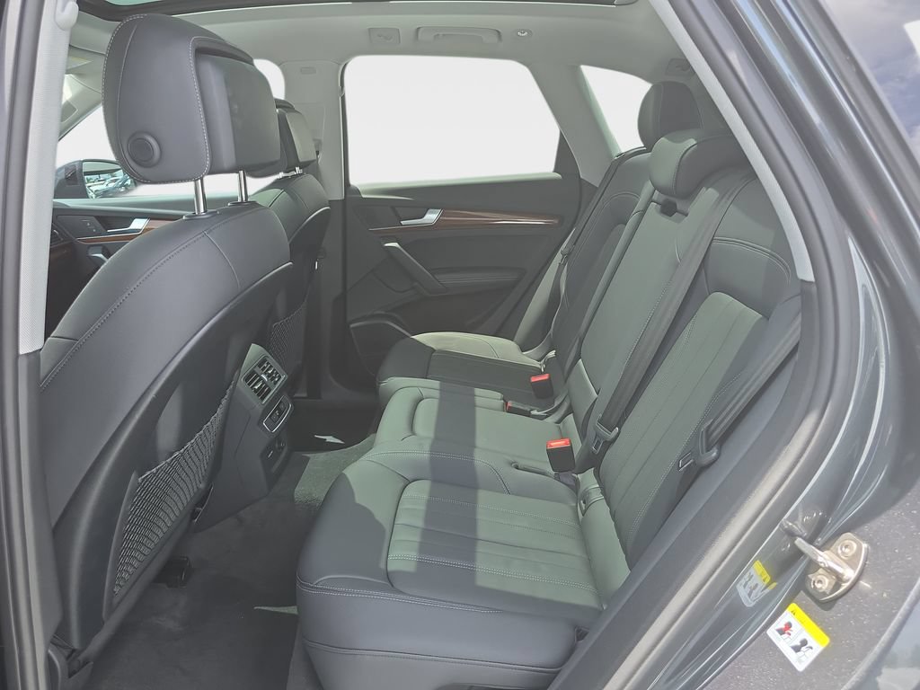 Used 2023 Audi Q5 2.0T Premium Plus w/ Premium Plus Package AWD/4WD image 29