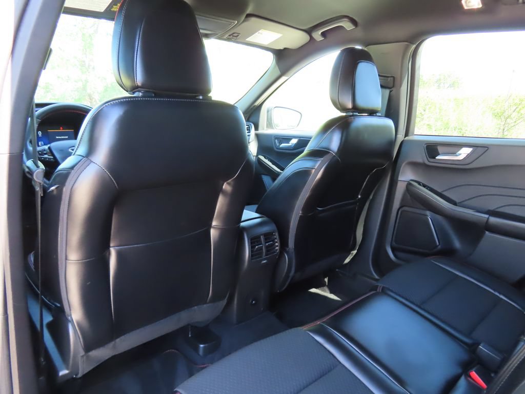 Used 2023 Ford Escape ST-Line w/ Tech Pack #1 AWD/4WD image 23