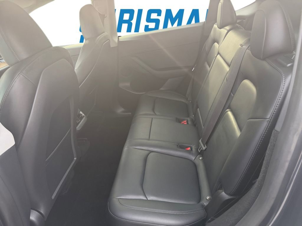 Used 2023 Tesla Model Y Long Range image 13