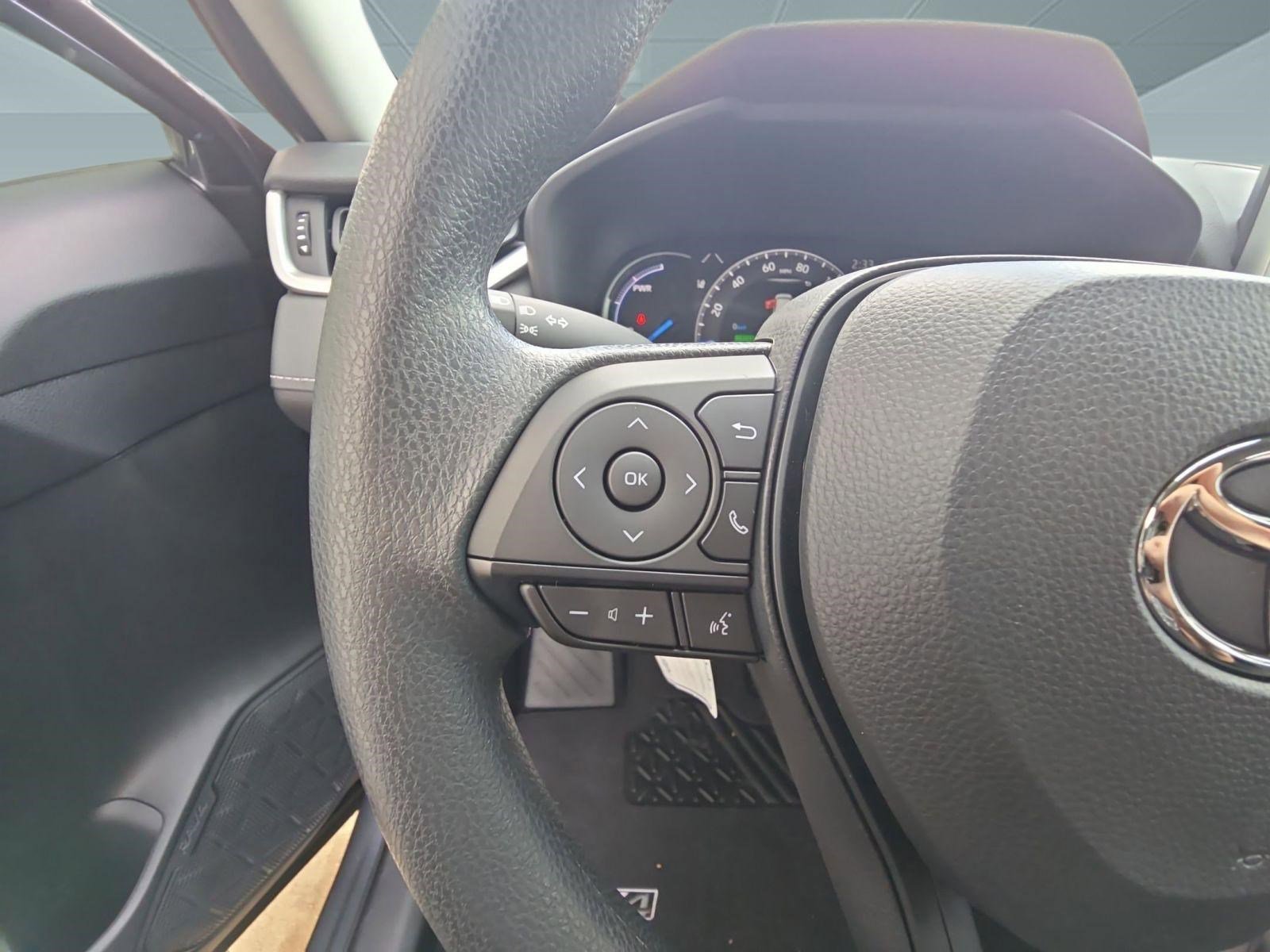 New 2025 Toyota RAV4 LE image 15