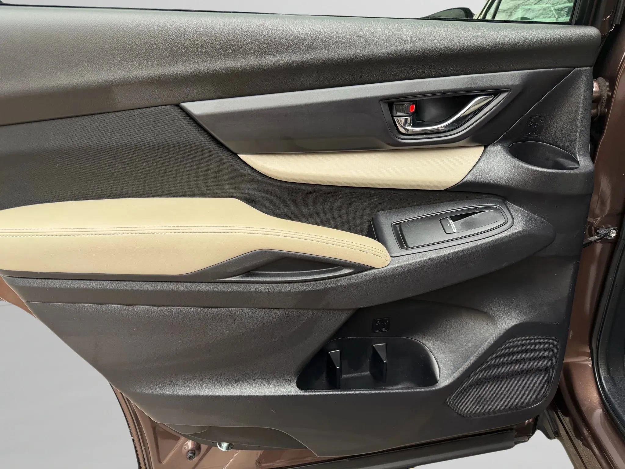 Used 2019 Subaru Ascent Premium image 19