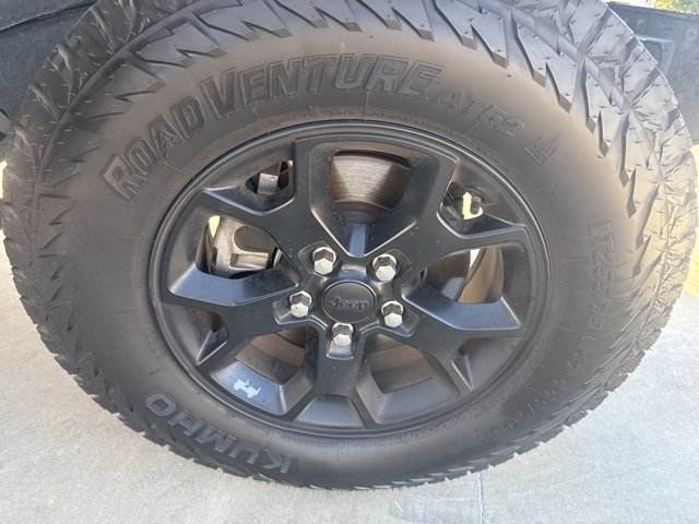 Used 2021 Jeep Wrangler Unlimited Sport image 12