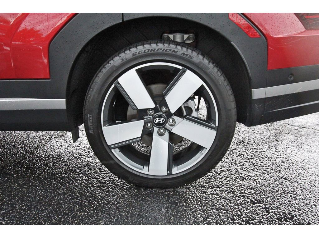 Certified 2025 Hyundai Santa Fe Limited AWD/4WD image 33