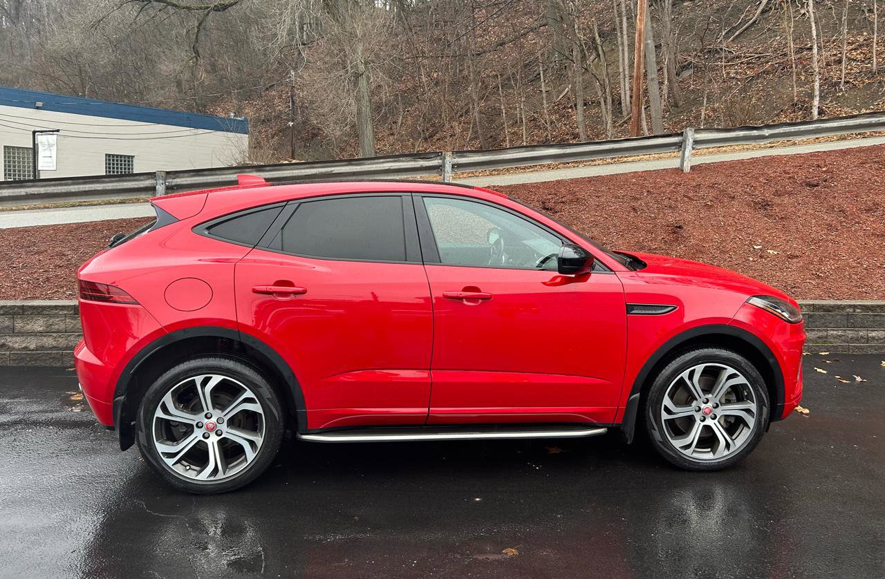 Used 2018 Jaguar E-PACE First Edition image 6