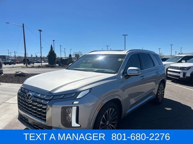 Used 2024 Hyundai Palisade Calligraphy AWD/4WD image 3