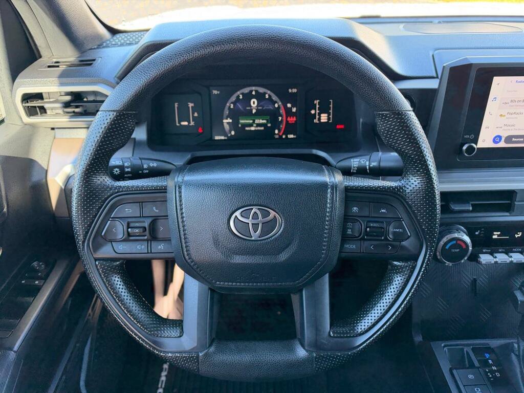 Certified 2024 Toyota Tacoma SR5 AWD/4WD image 7