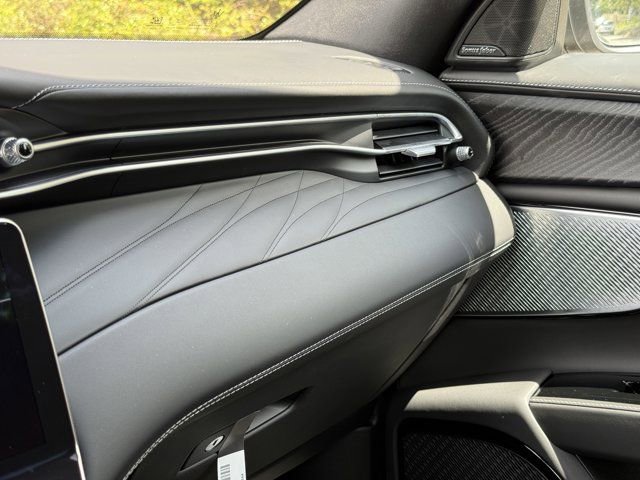 New 2025 Maserati Grecale GT image 26