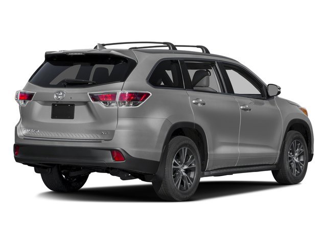 Certified 2016 Toyota Highlander XLE AWD/4WD image 2