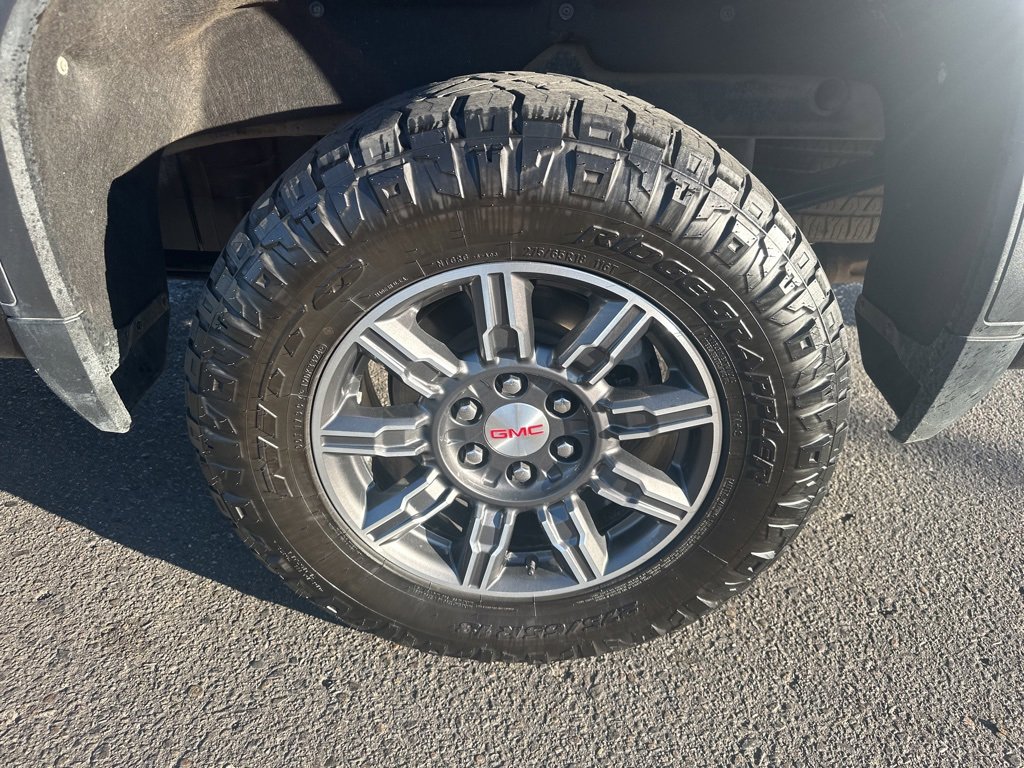 Used 2024 GMC Sierra 1500 AT4 w/ Technology Package image 38