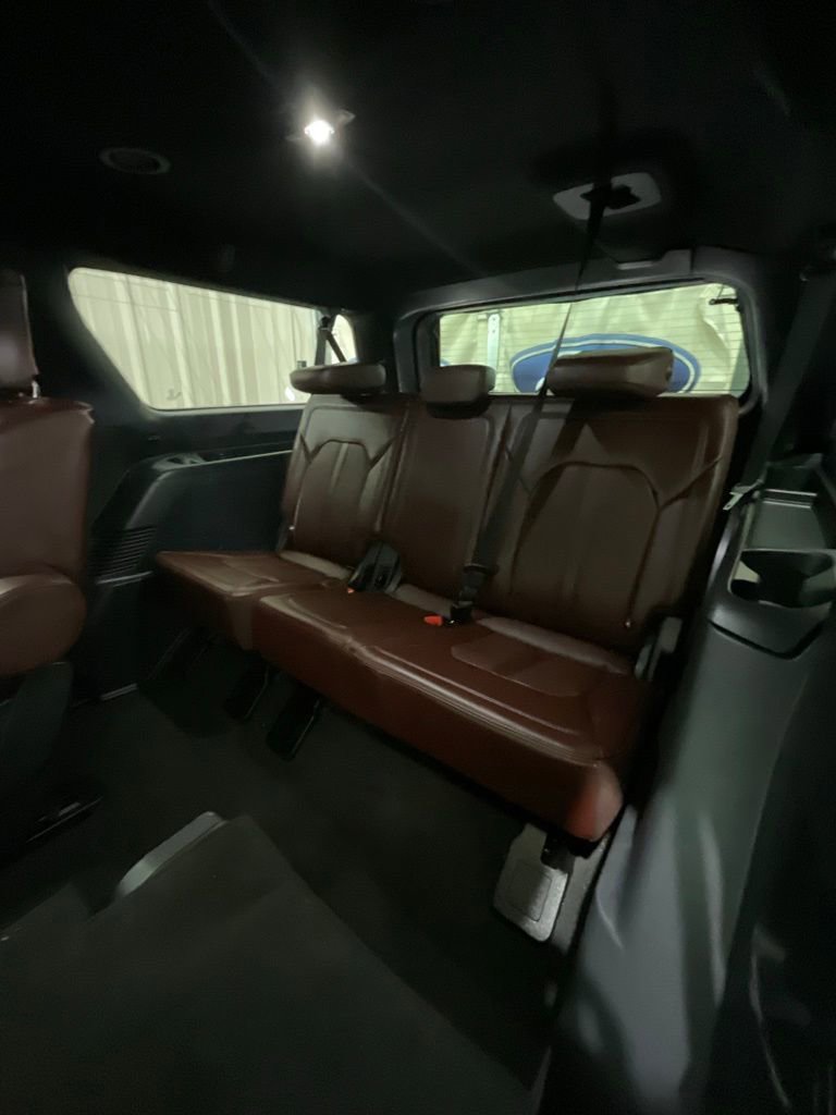Used 2024 Ford Expedition Max Limited AWD/4WD image 13