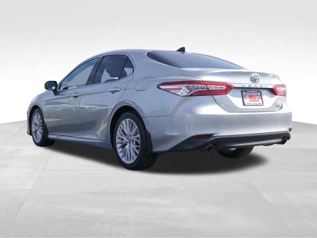 Certified 2019 Toyota Camry XLE image 6