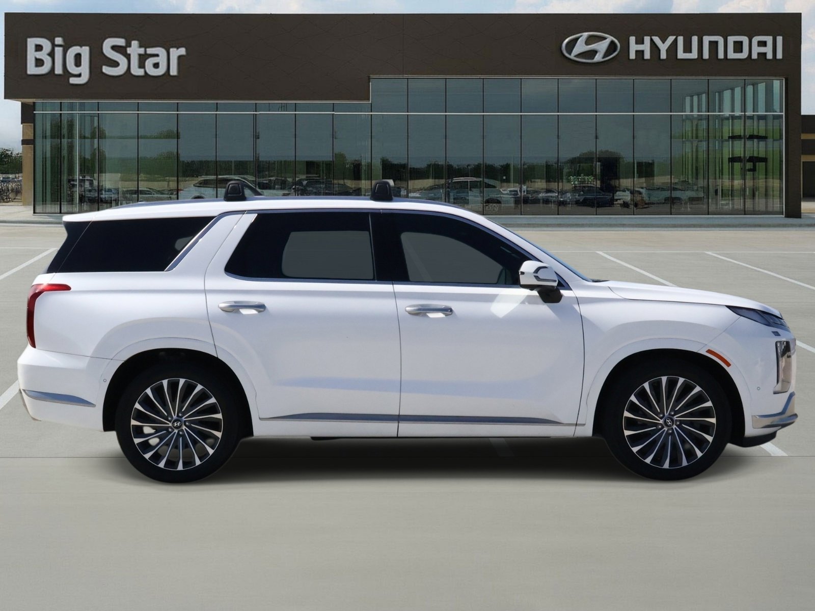 Used 2023 Hyundai Palisade Calligraphy FWD image 5