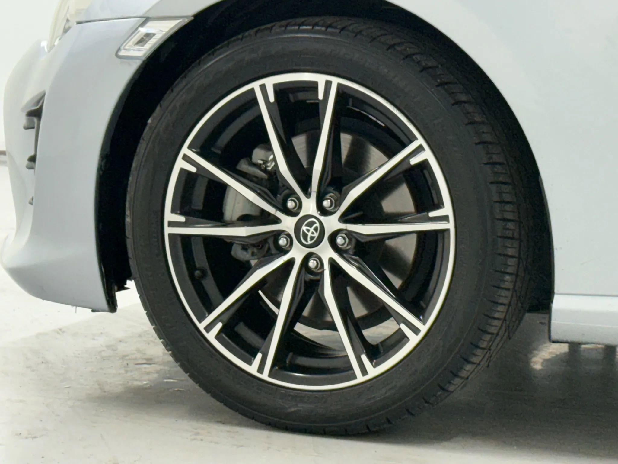 Used 2017 Toyota 86 Coupe 2D image 36