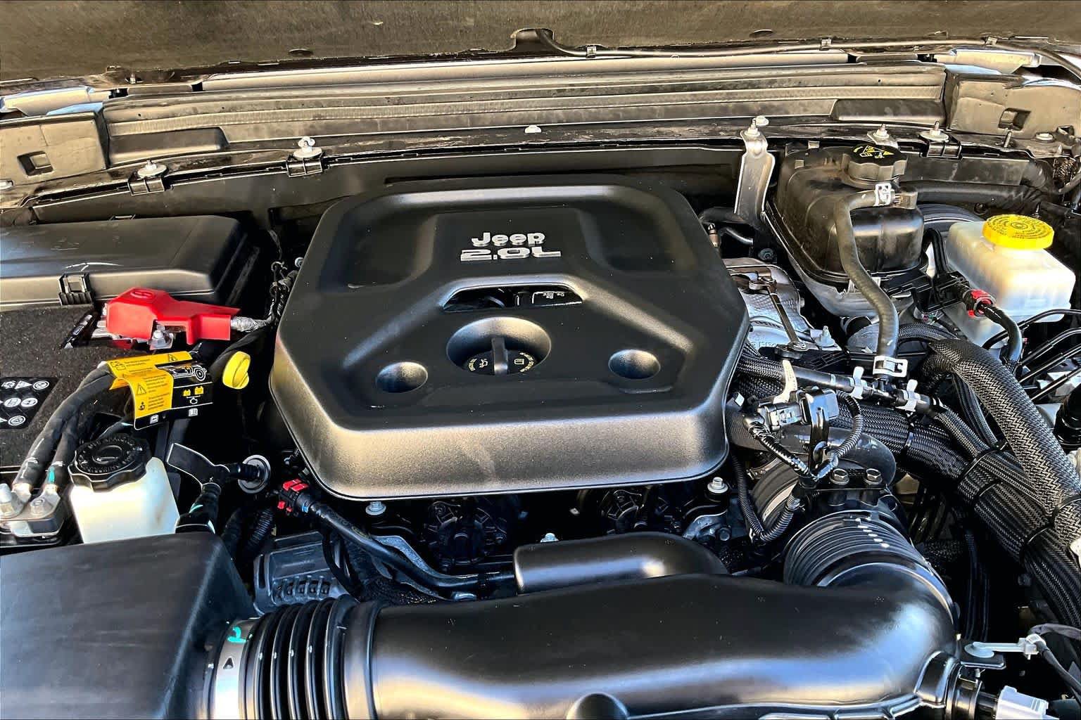 Used 2021 Jeep Wrangler Unlimited Rubicon AWD/4WD image 36