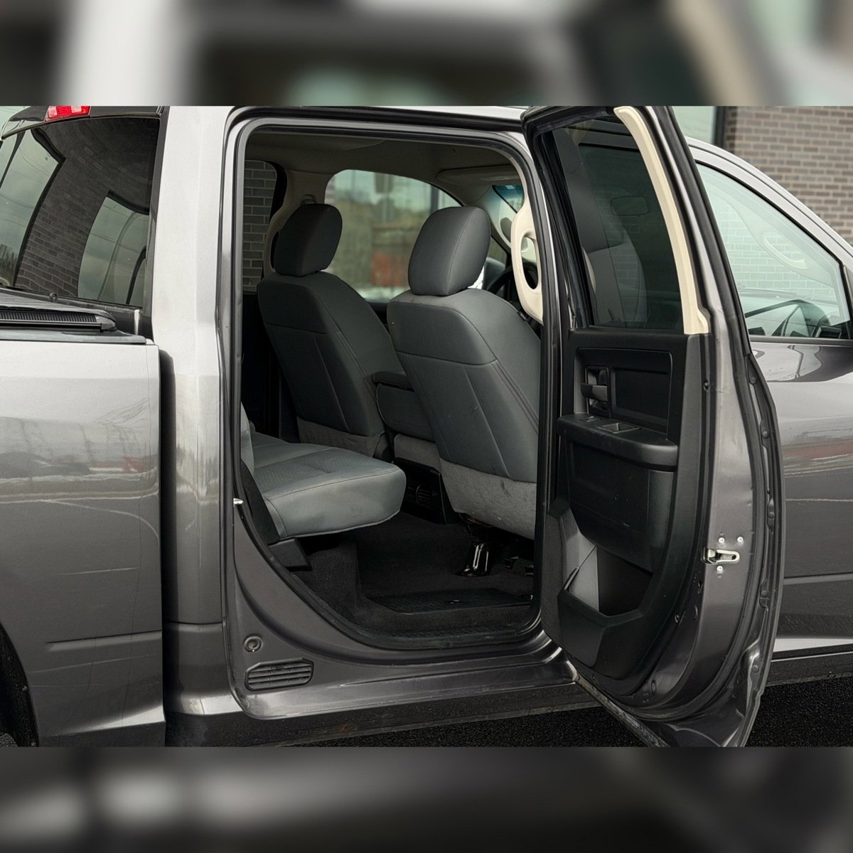 Used 2018 RAM 1500 Express w/ Express Value Package image 8