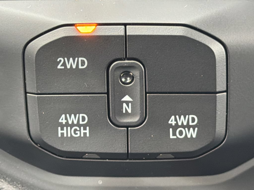Used 2026 RAM 2500 Big Horn AWD/4WD image 33