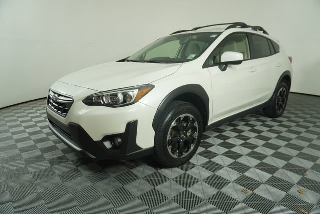 Used 2023 Subaru Crosstrek 2.0i Premium AWD/4WD image 3