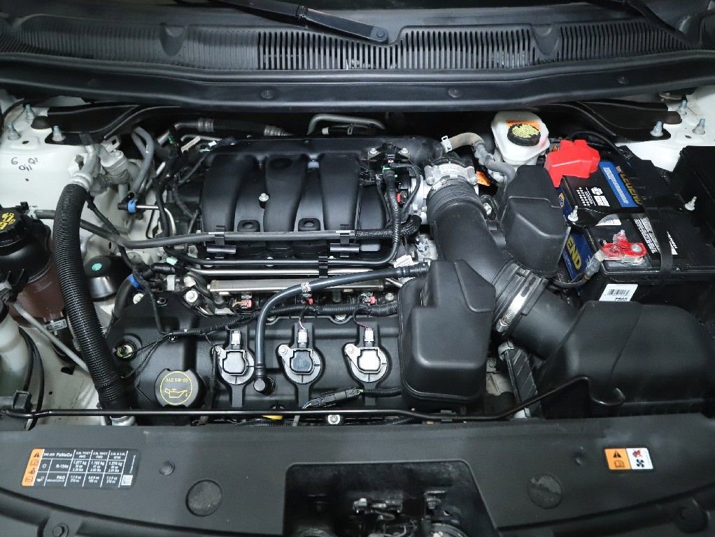 Used 2018 Ford Explorer XLT image 36