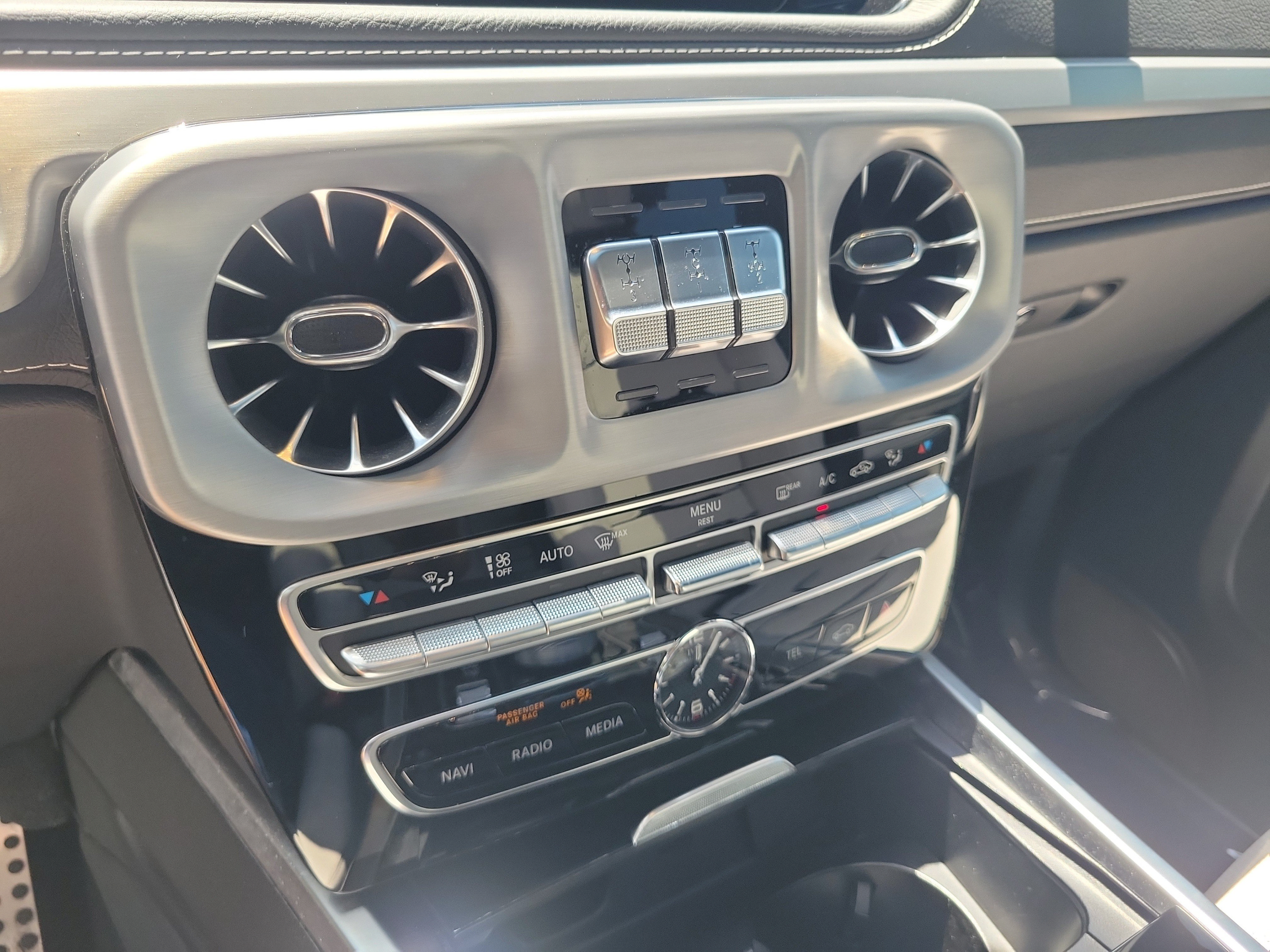 Certified 2024 Mercedes-Benz G 63 AMG 4MATIC image 17