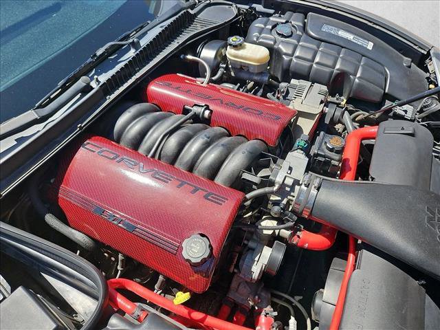 Used 2001 Chevrolet Corvette Convertible w/ Preferred Equipment Group2 RWD image 24