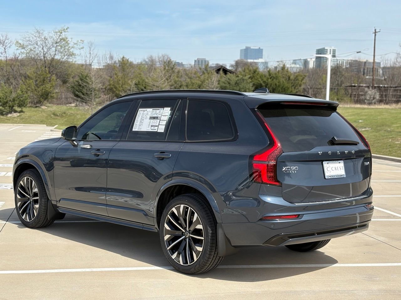 New 2026 Volvo XC90 T8 Ultra w/ Lounge Package image 5
