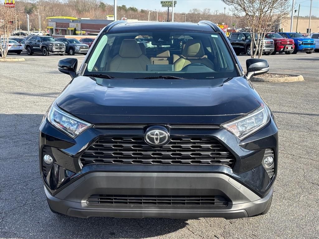 Used 2019 Toyota RAV4 XLE Premium image 22