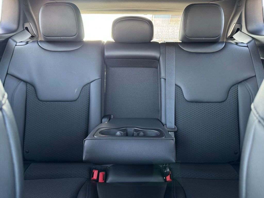 New 2026 Jeep Compass Latitude image 23