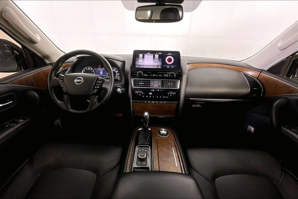 Used 2023 Nissan Armada SL w/ Captain's Chairs Package AWD/4WD image 18