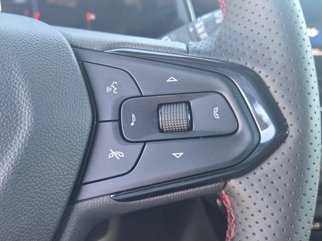 New 2026 Chevrolet TrailBlazer RS w/ Convenience Package FWD image 17