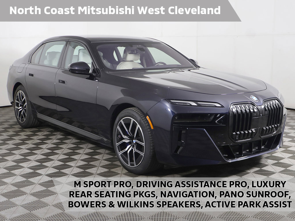 Used 2023 BMW 760i xDrive w/ Luxury Rear Seating Package AWD/4WD image 1