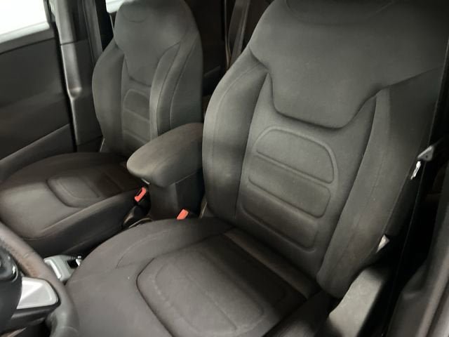 Used 2020 Jeep Renegade Latitude FWD image 18