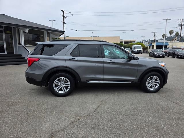 Used 2023 Ford Explorer XLT RWD image 3