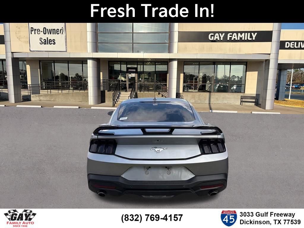 Used 2024 Ford Mustang Coupe image 8