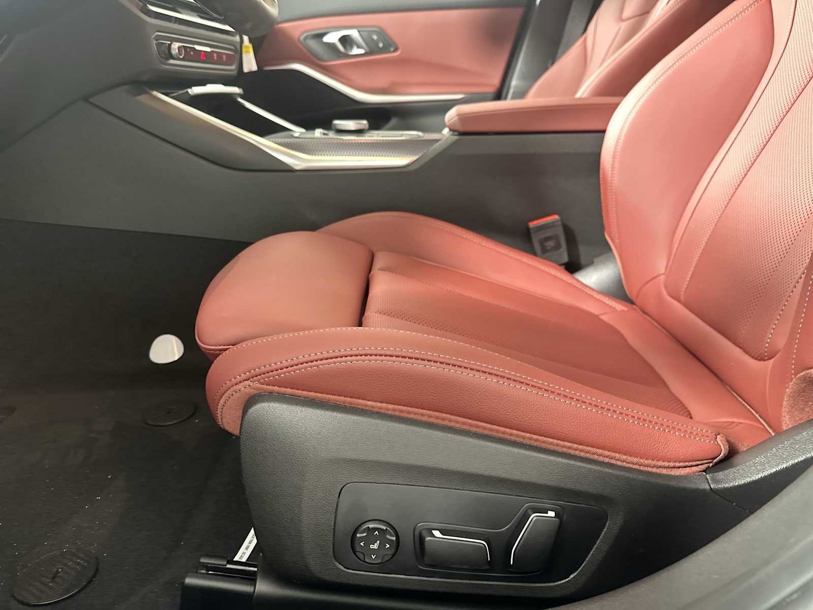 New 2026 BMW 330i xDrive Sedan w/ Premium Package image 12