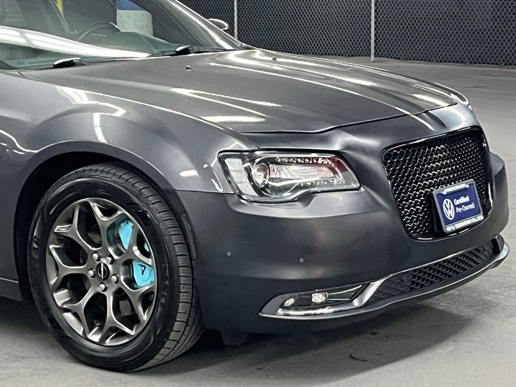Used 2016 Chrysler 300 S w/ 300S Premium Group image 38