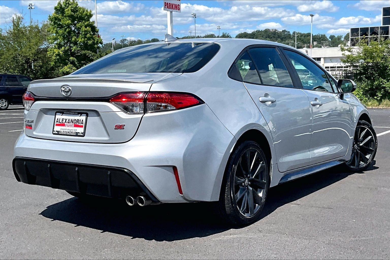 Used 2025 Toyota Corolla SE FWD image 12