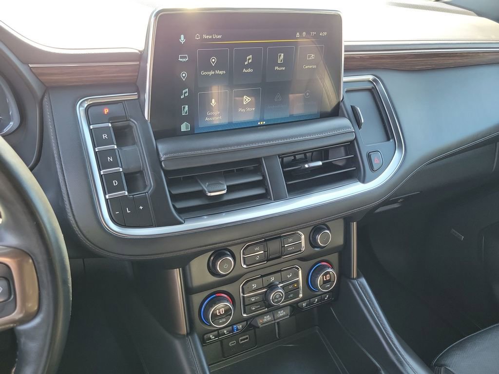 Used 2023 Chevrolet Suburban High Country image 13