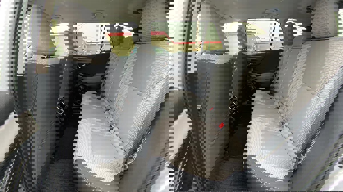 Used 2023 Subaru Outback Premium image 11